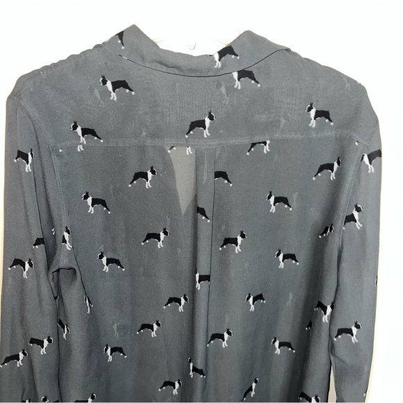 Banana Republic Women’s Frenchie Long sleeve Button Down Gray Top Blouse Medium - Picture 2 of 8